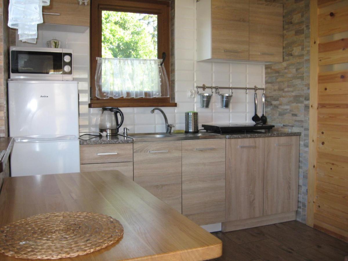 Domek Czerwony Kapturek Villa Plocice Esterno foto
